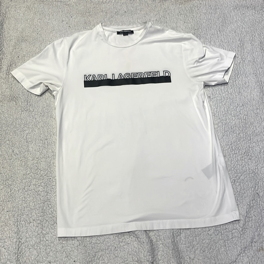 Karl Largerfeld T-shirt